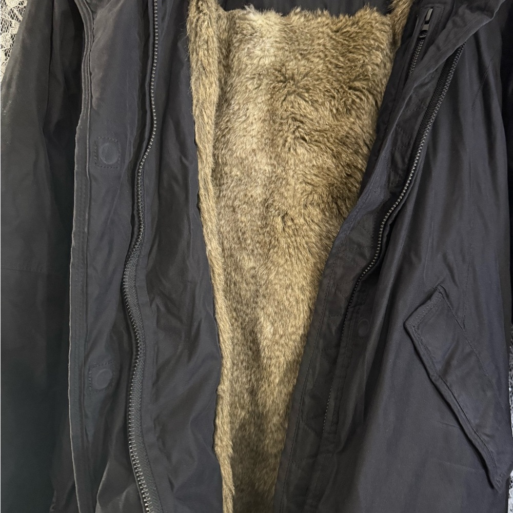 Babaton Black Ski Jacket with Fur Trim Aritzia medium like new - Picture 8 of 17